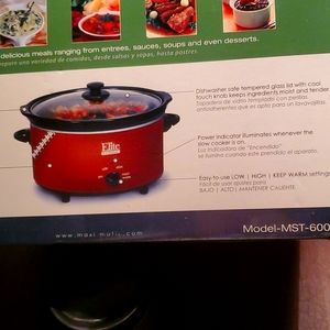 Elite Cuisine 6 quart Football Slow Cooker